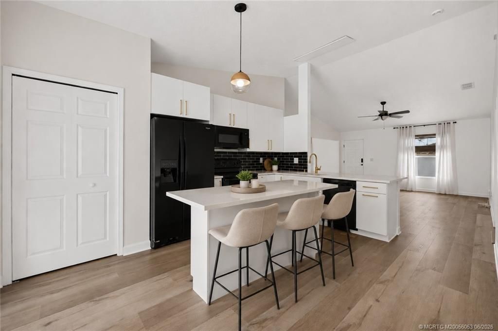 922 SW Haleyberry Avenue, Port Saint Lucie, FL 34953 Photo