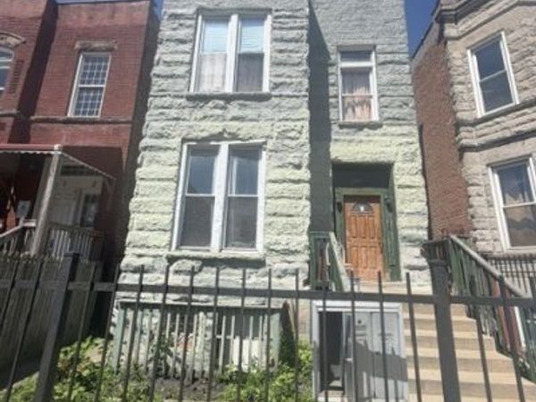 1132 S Sacramento Boulevard , Chicago, IL 60612