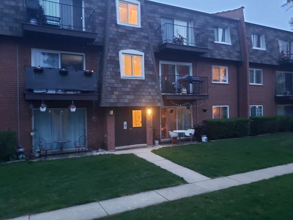 9366 BAY COLONY Drive , Unit 1S, Des Plaines, IL 60016