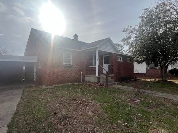 1919 Logan Street, Murphysboro, IL 62966