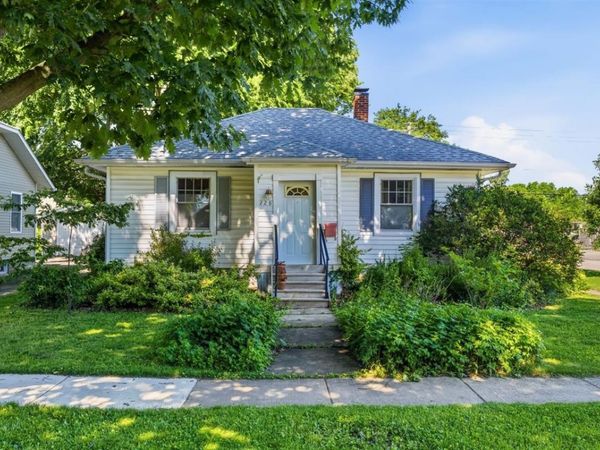 228 Anderson Boulevard , Geneva, IL 60134