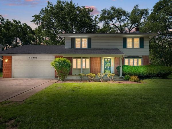 2769 Shannon Road , Northbrook, IL 60062