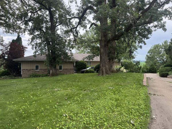 428 Overlook Court, Geneseo, IL 61254