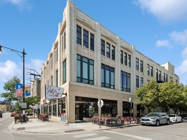1215 W GUNNISON Street, Unit 313, Chicago, IL 60640