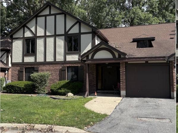 11211 Sycamore Lane , Unit 62D, Palos Hills, IL 60465