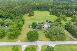 2729 Camden Road photo 4