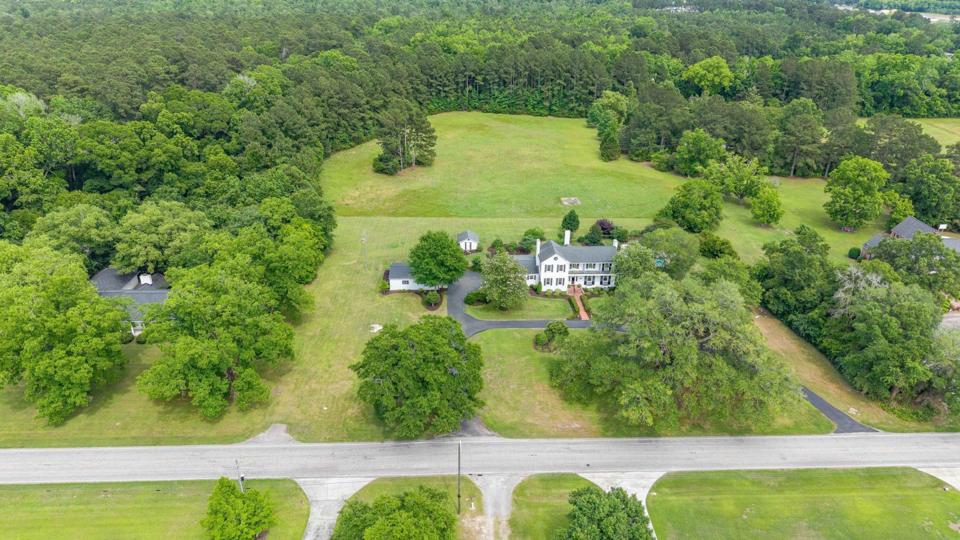 2729 Camden Road Photo 4