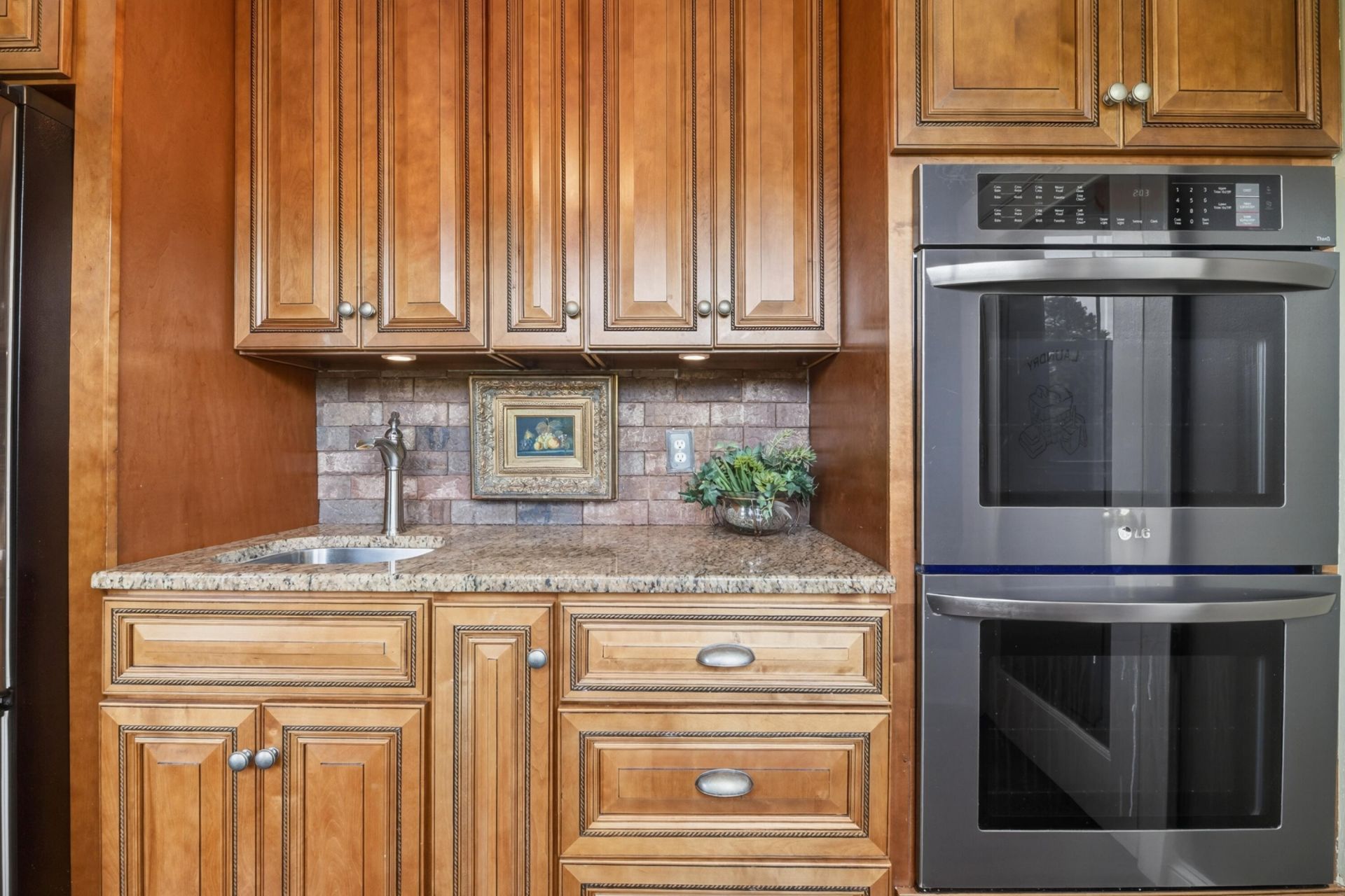 2729 Camden Road Photo 53