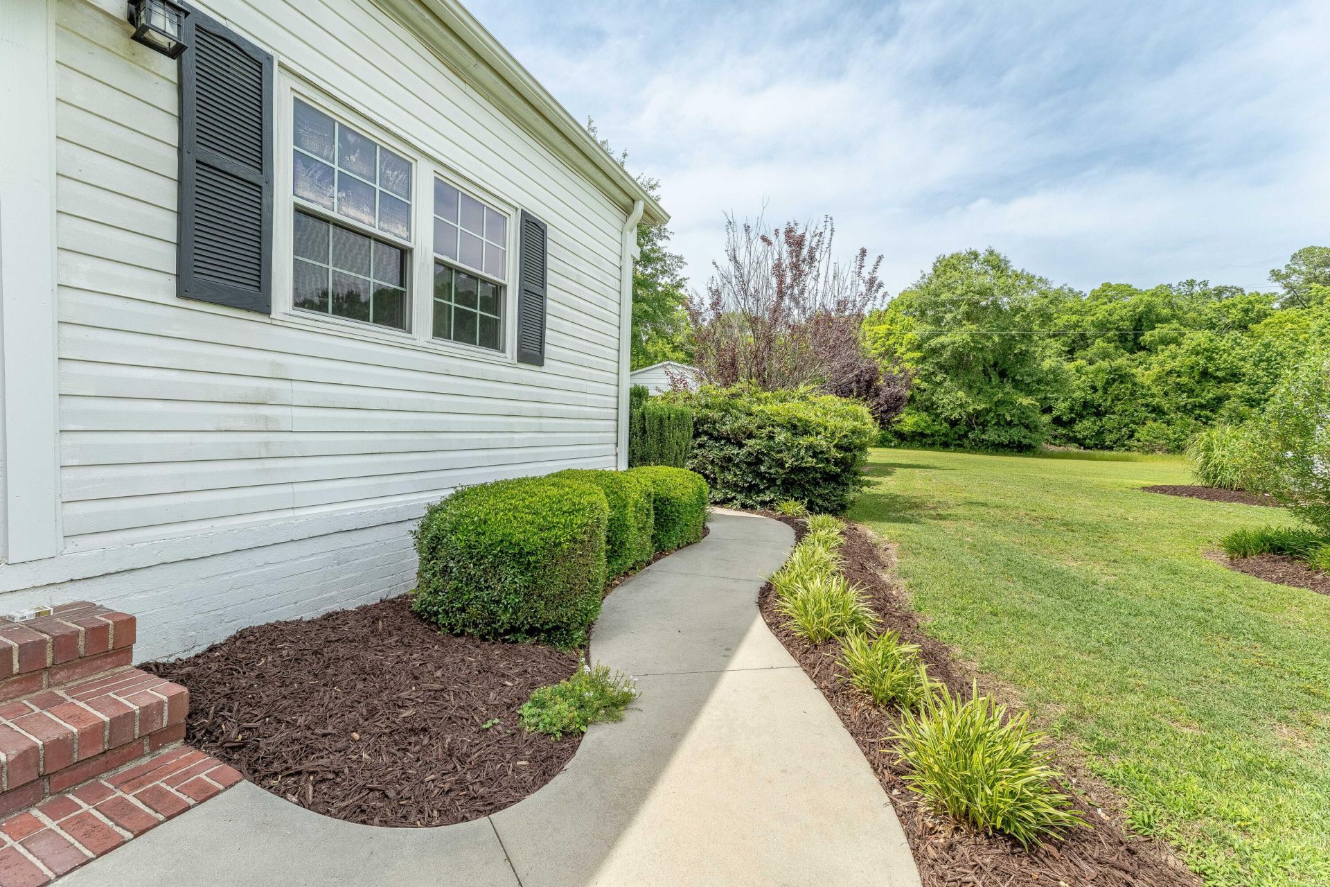 2729 Camden Road Photo 86