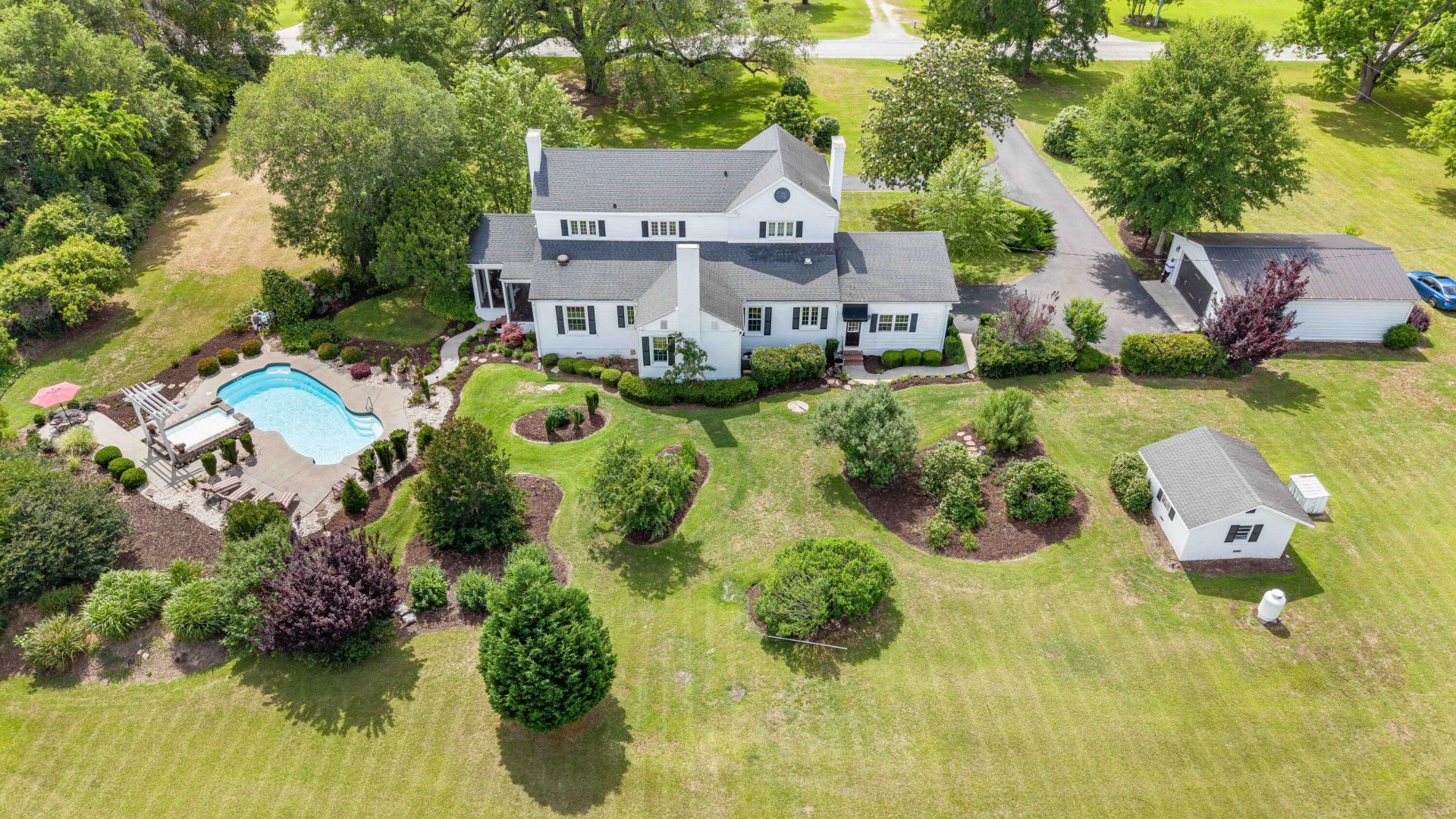 2729 Camden Road Photo 93