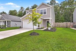 557 Abigail Street photo 4