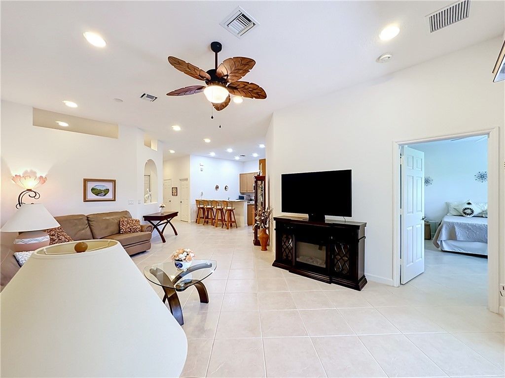 2679 W Brookfield Way, Vero Beach, FL 32966 Photo