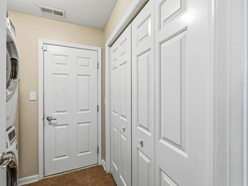 890 Village Drive, Delaware, OH 43015 Photo 34