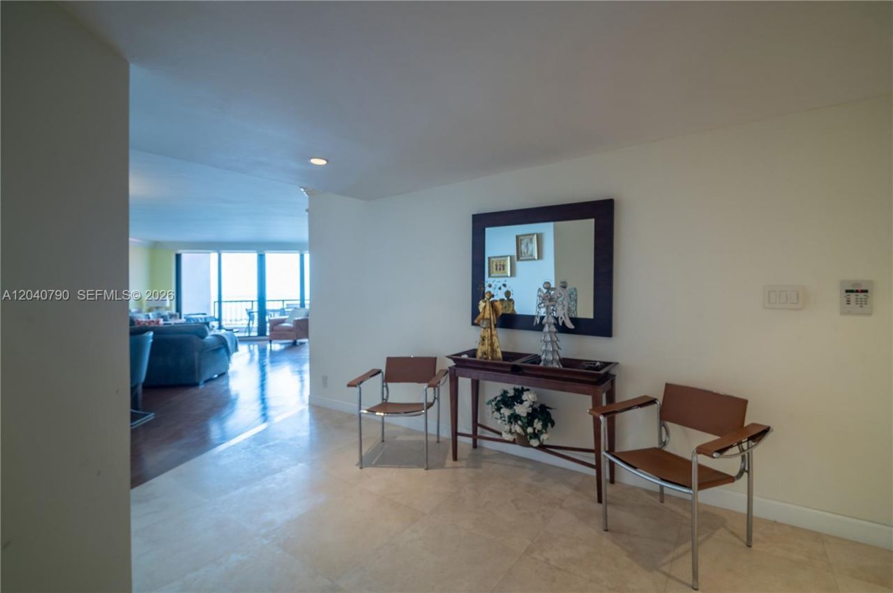 1581 Brickell Ave , Unit PH104, Miami, FL 33129 Photo