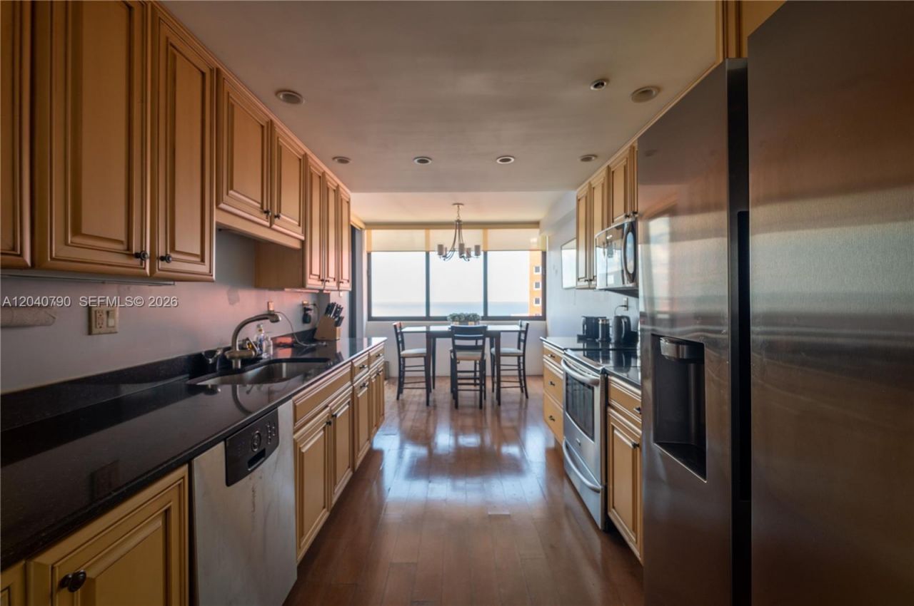 1581 Brickell Ave , Unit PH104, Miami, FL 33129 Photo