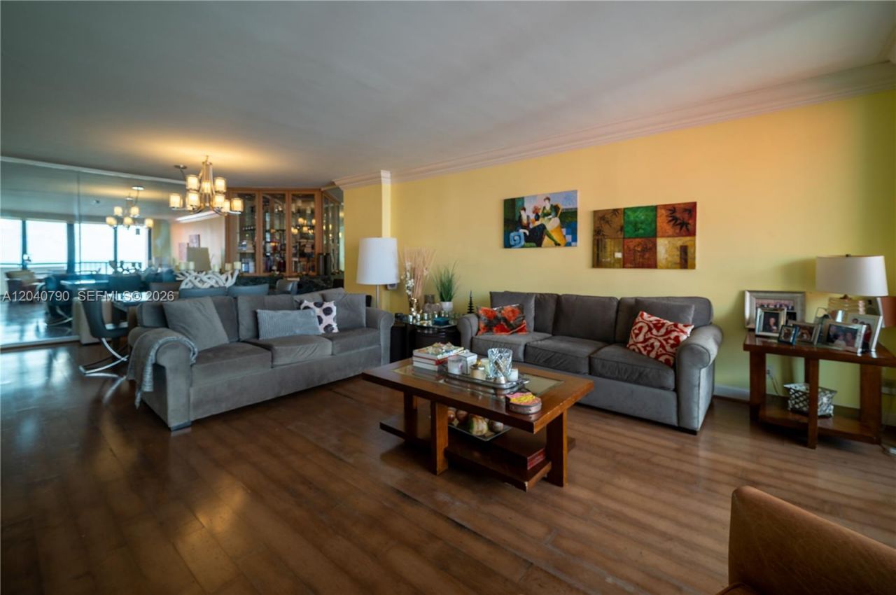 1581 Brickell Ave , Unit PH104, Miami, FL 33129 Photo