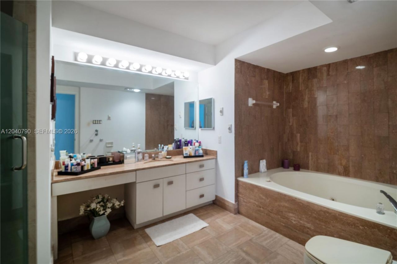 1581 Brickell Ave , Unit PH104, Miami, FL 33129 Photo