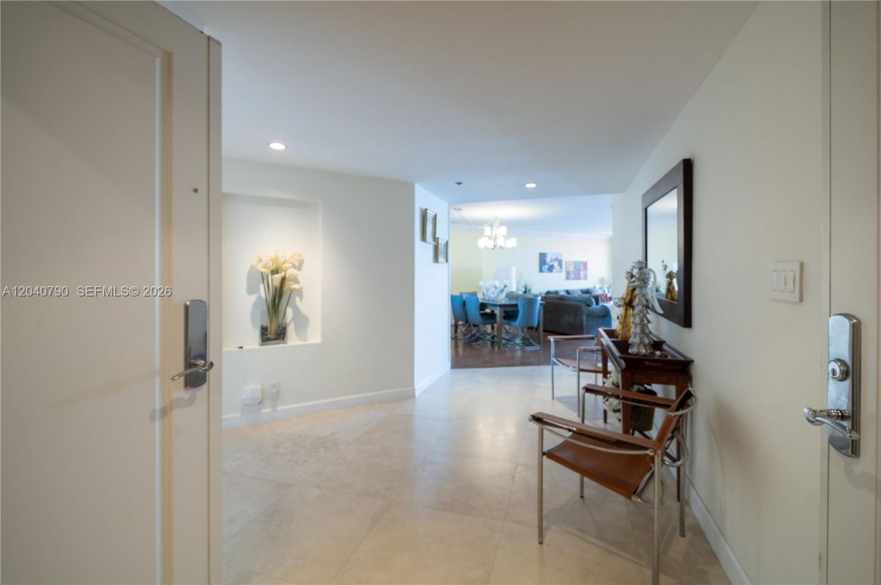 1581 Brickell Ave , Unit PH104, Miami, FL 33129 Photo