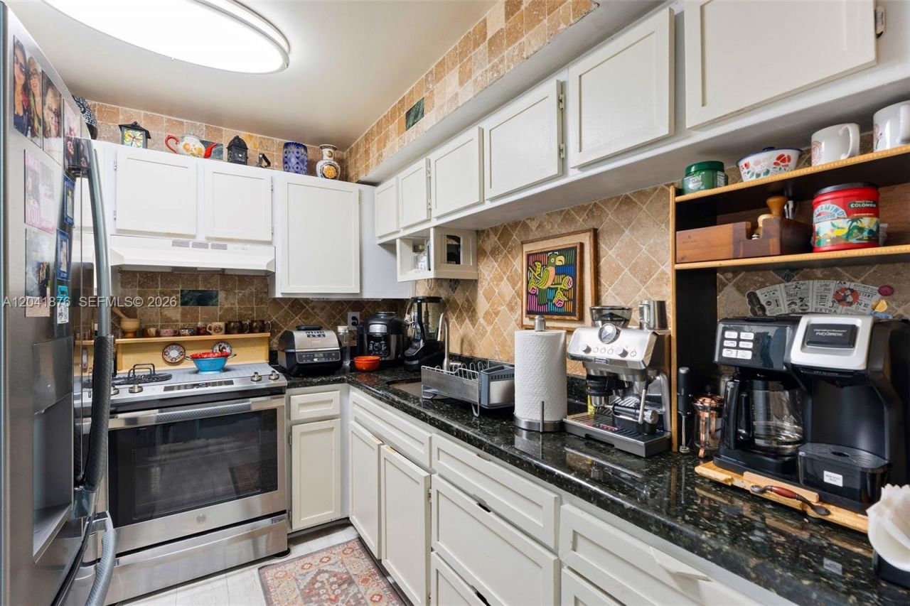 2075 SW 122nd Ave , Unit 505, Miami, FL 33175 Photo