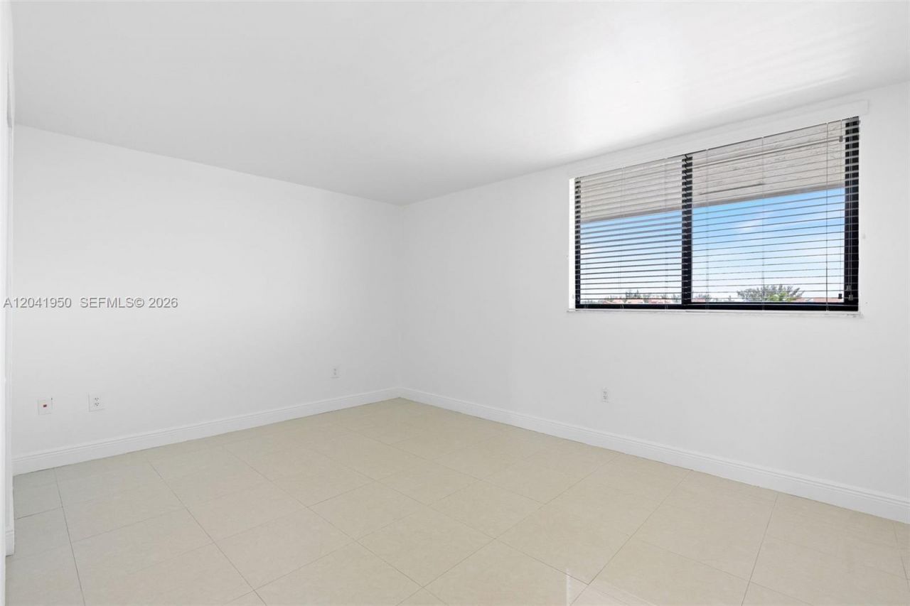 10288 NW 9th St Cir , Unit 501, Miami, FL 33172 Photo