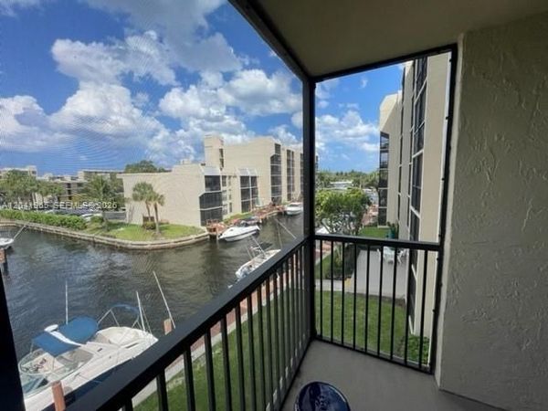 17 Royal Palm Way , Unit 302, Boca Raton, FL 33432
