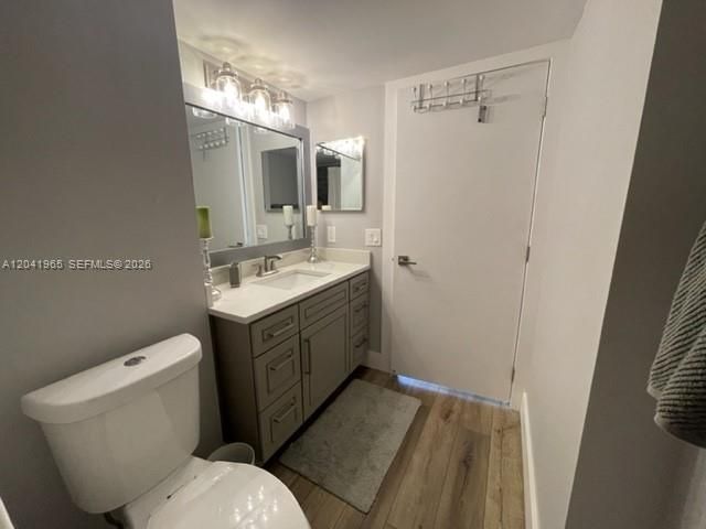 17 Royal Palm Way , Unit 302, Boca Raton, FL 33432 Photo