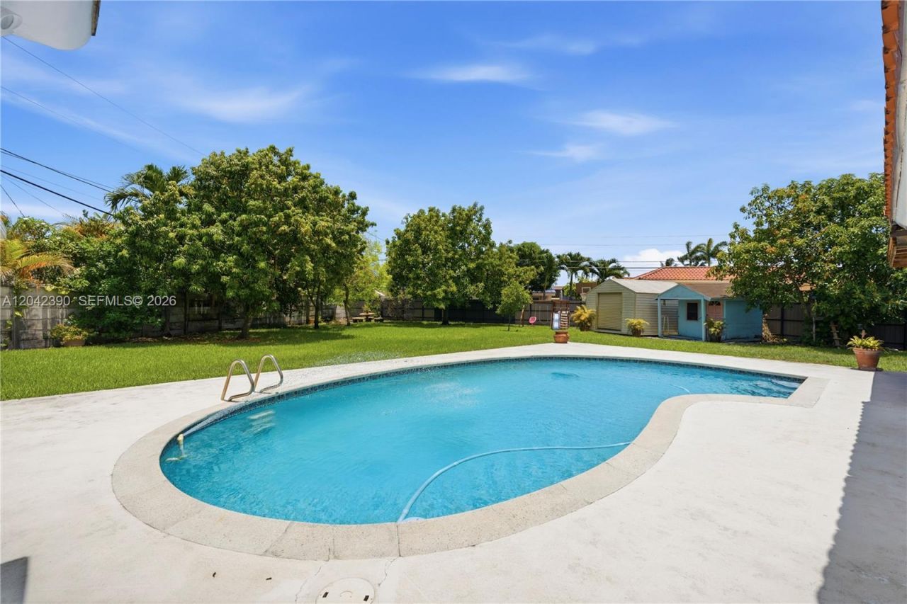 8197 W 14th Ct, Hialeah, FL 33014 Photo