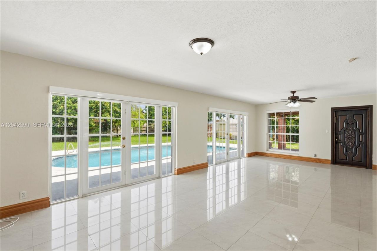 8197 W 14th Ct, Hialeah, FL 33014 Photo