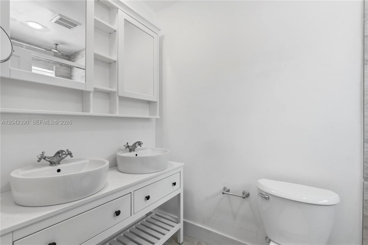 8197 W 14th Ct, Hialeah, FL 33014 Photo