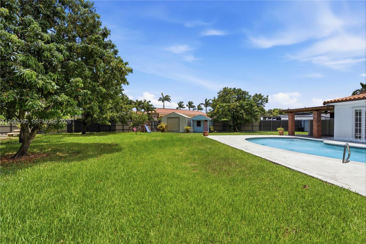 8197 W 14th Ct, Hialeah, FL 33014 Photo