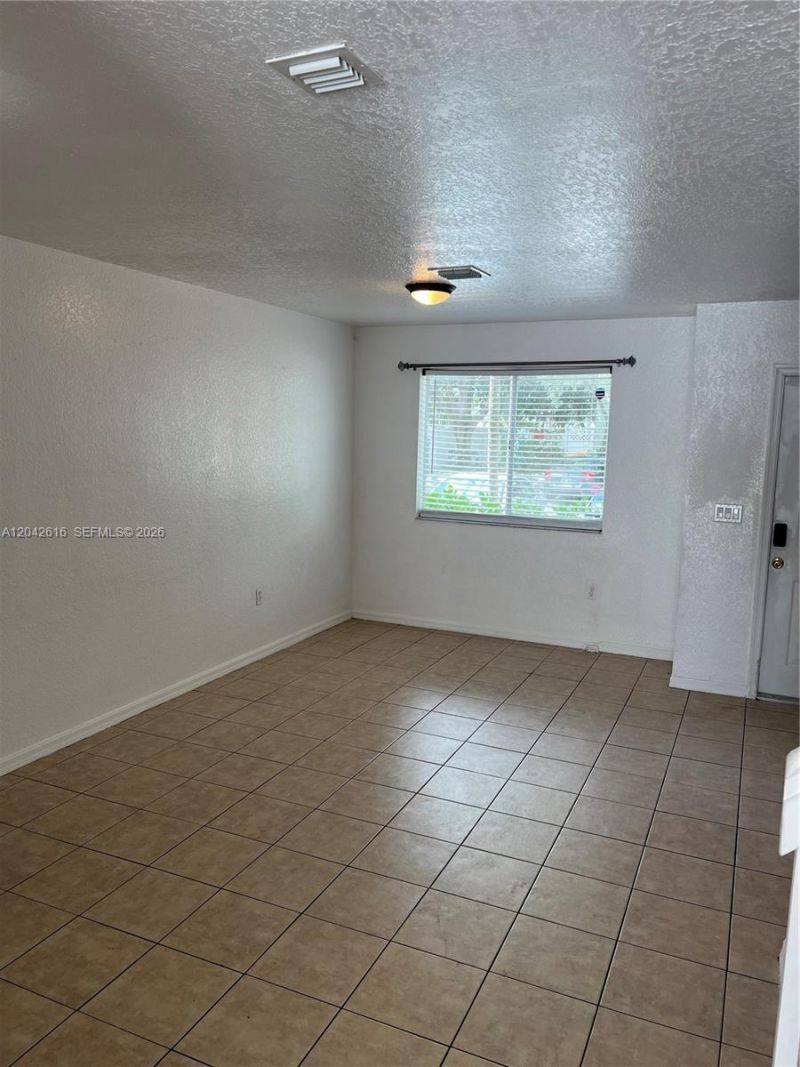 183 Hidden Ct Rd , Unit F-33, Hollywood, FL 33023 Photo