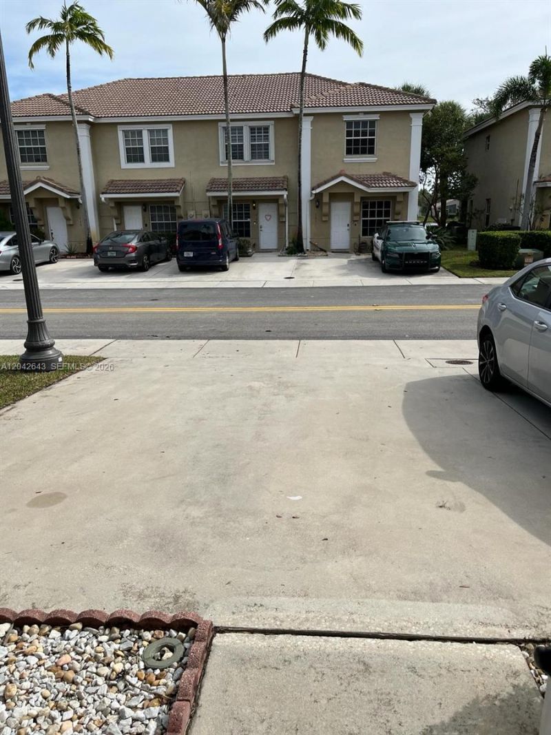 726 SW 122nd Ave, Unit 726, Pembroke Pines, FL 33025 Photo