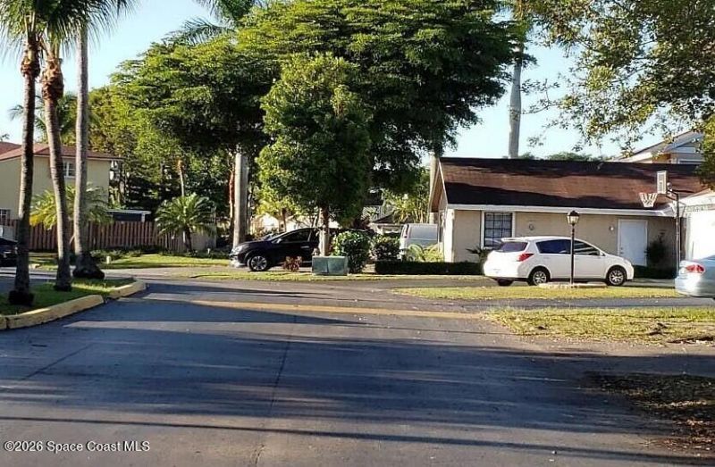 10618 SW 148th Avenue Drive , Miami, FL 33194 Photo