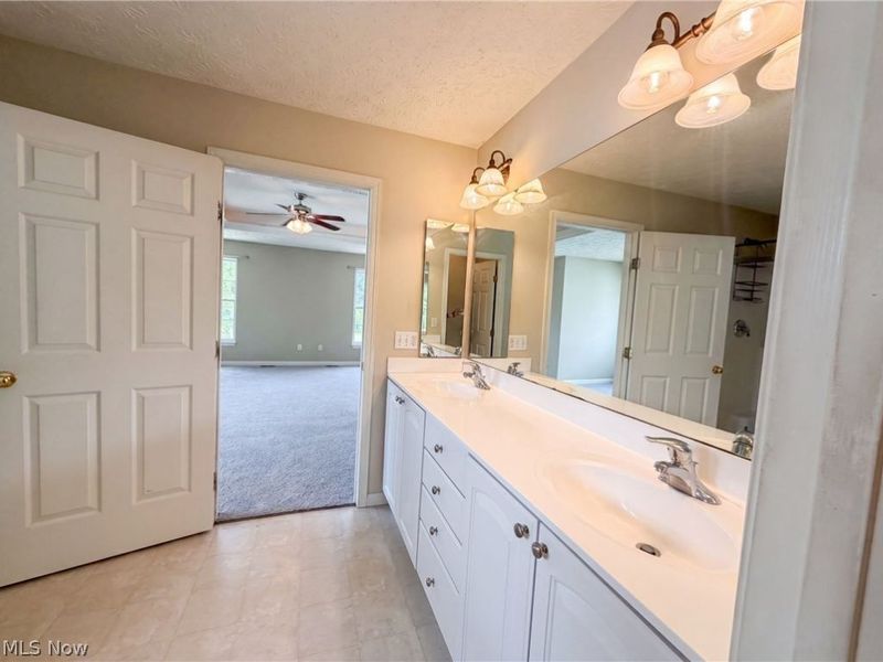 7629 Brookfield Lane, Northfield, OH 44067 Photo 21