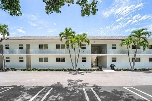 207 Tropic Isle Drive, Unit 2050, Delray Beach, FL 33483 Photo