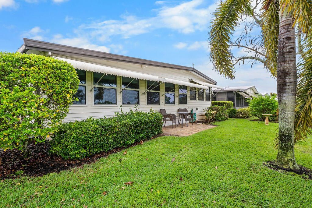 7894 SE Saratoga Drive E, Hobe Sound, FL 33455 Photo