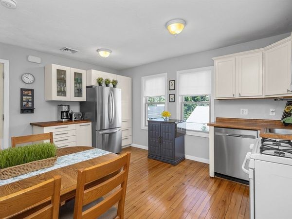 35 Austin St, Unit 3, Norwood, MA 02062