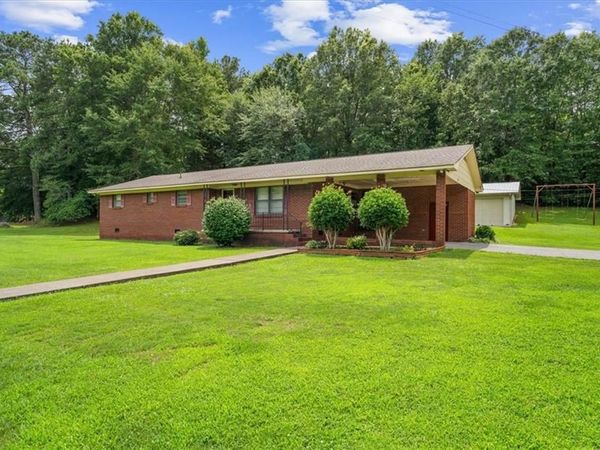 169 Echota Avenue , Calhoun, GA 30701