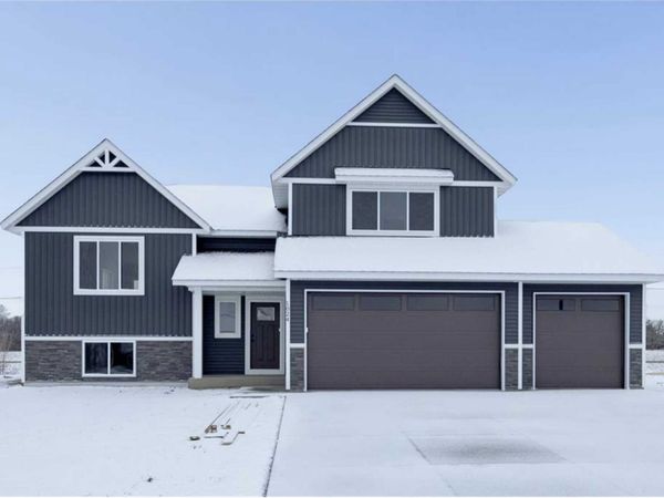 1040 24th Street N, Sartell, MN 56377
