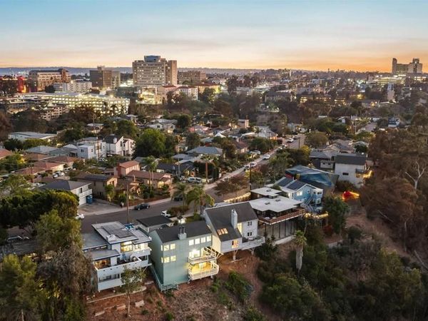 1084 Johnson Ave, San Diego, CA 92103
