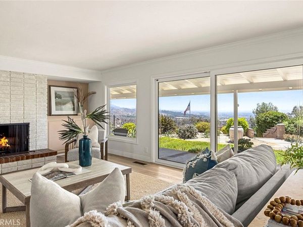 10311 Ladera Senda, North Tustin, CA 92705