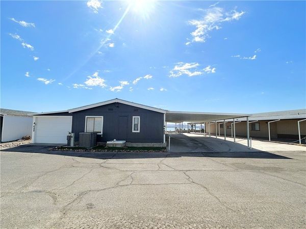 4 Thunderhead 1, Needles, CA 92363
