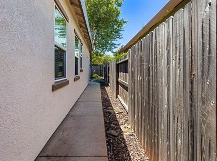 2024 Abby Gate Dr, Roseville, CA 95747 Photo