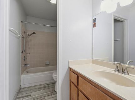 3813 Pasadena Ave #7, Unit 7, Sacramento, CA 95821 Photo