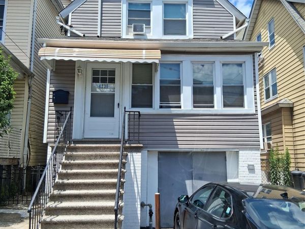 4335 Byron Avenue , Bronx, NY 10466