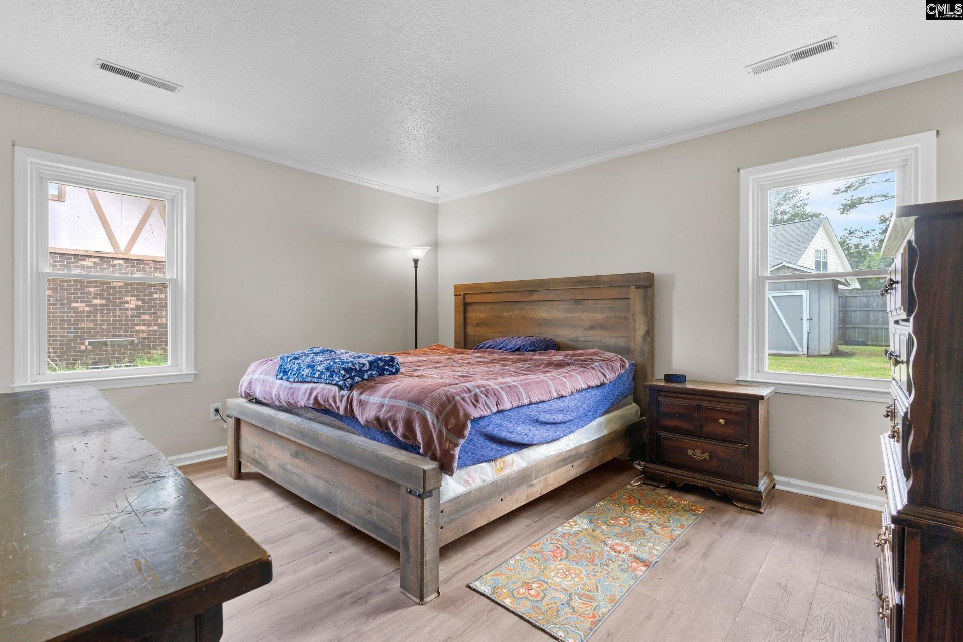1304 Fairlawn Drive  Photo 12