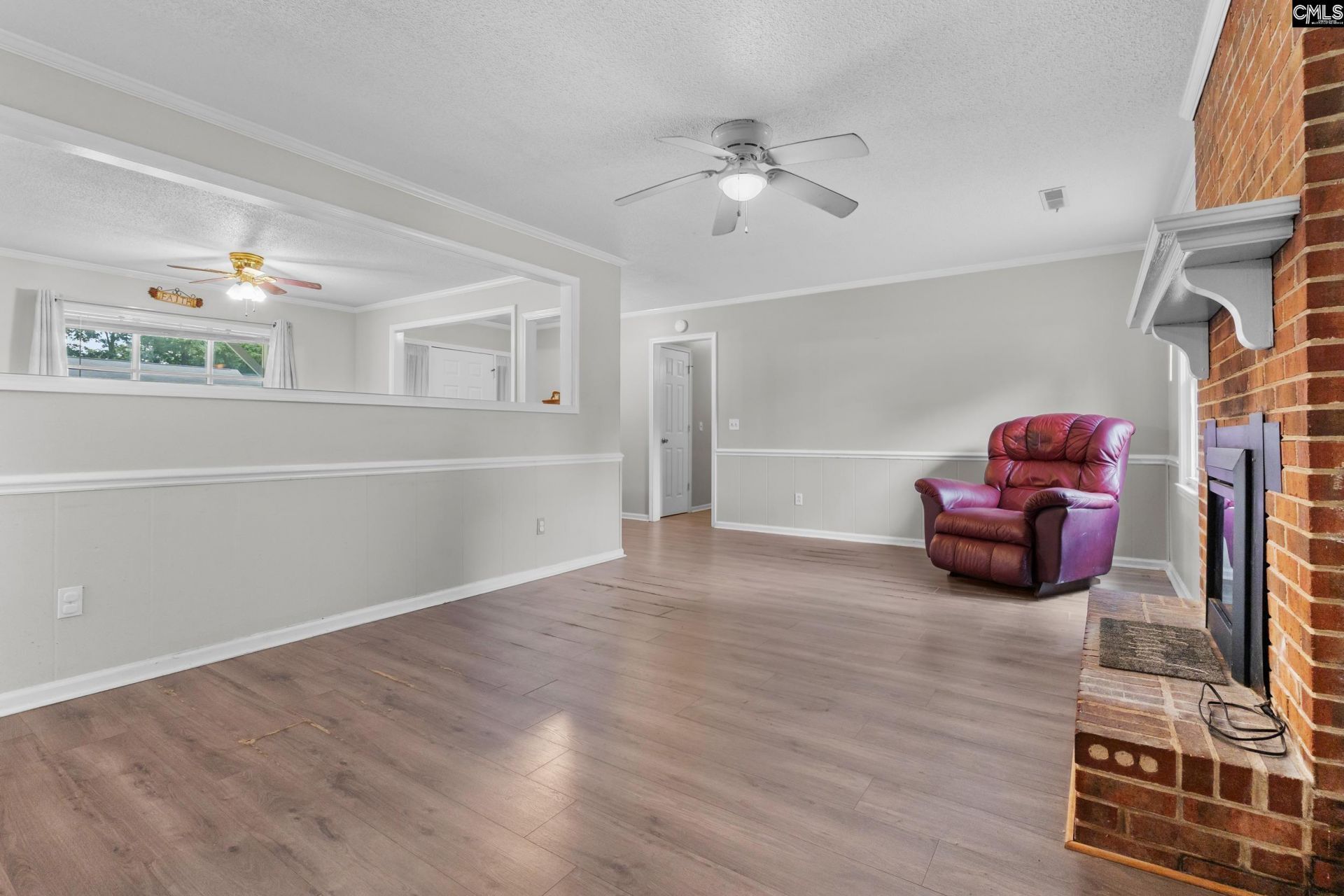 1304 Fairlawn Drive  Photo 6