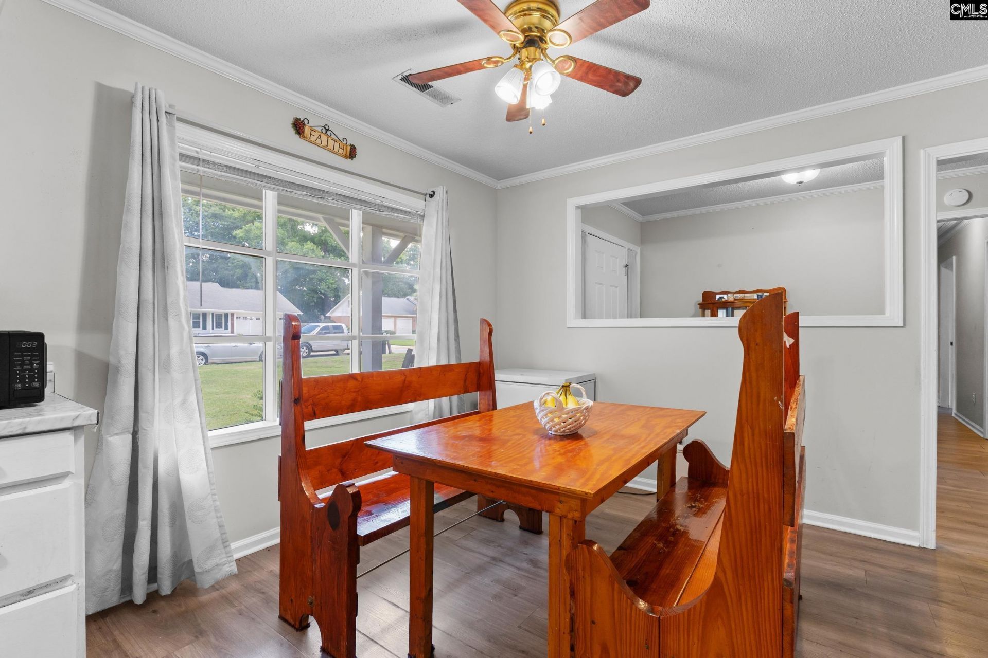 1304 Fairlawn Drive  Photo 8