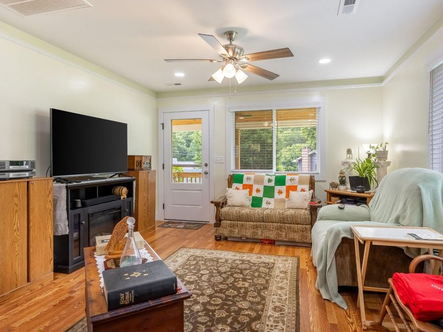 Property Image 35