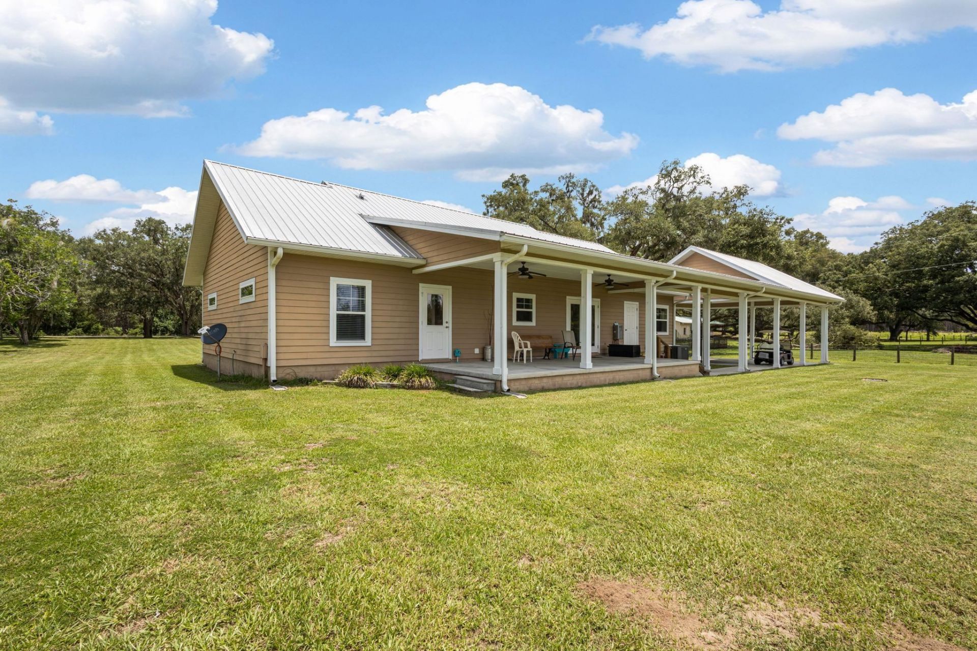 9659 SE Cr 319 , Trenton, FL 32693 Photo